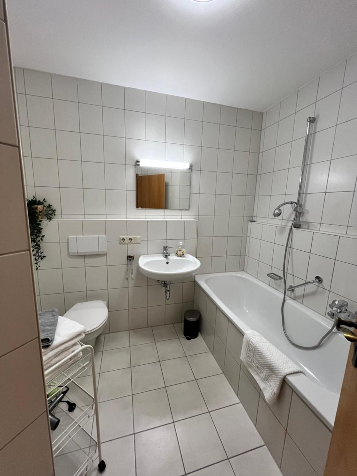 Dg-Wohnung In Waldkraiburg 50Qm Buitenkant foto